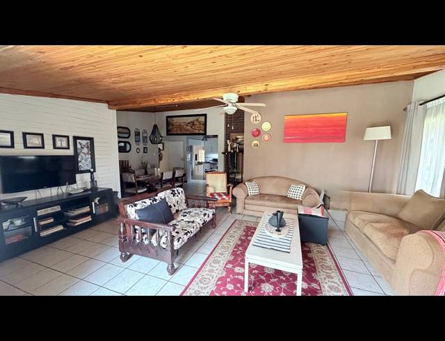 4 BEDROOM HOUSE FOR SALE IN MOREGLOED